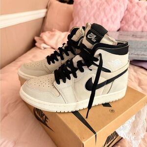 Nike Air Jordan Zoom - Cream & Black